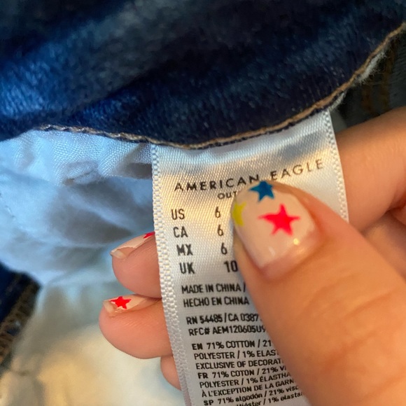 Ripped jean shorts - Picture 2 of 2